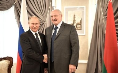 Стало известно, что пообещали люди Путина Лукашенко во время экстренных переговоров