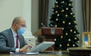 Кабмін дозволив ресторанам працювати на Новий рік всю ніч