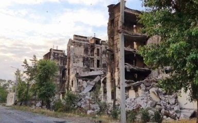 Восемь человек погибли, 21 получили ранения в результате российского обстрела Лисичанска