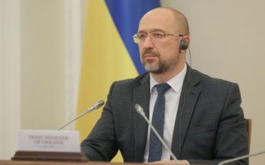 Кабмін оголосив про план подвійної вакцинації проти коронавірусу