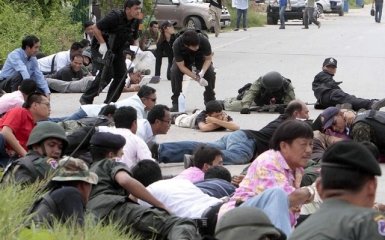 Неизвестные устроили в Таиланде два взрыва