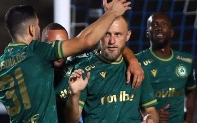 Роман Безус