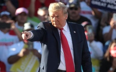 Дело против Трампа в США переквалифицировали на уголовное