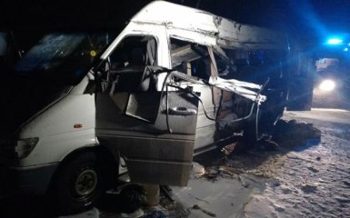 На Днепропетровщине в страшной аварии погибли пятеро людей: опубликованы фото