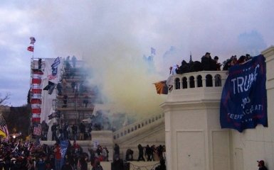 Захопити й убити: прокурори оновили звинувачення проти погромників Капітолію США