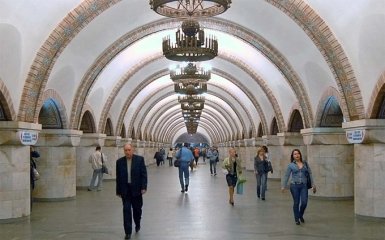 У Києві тимчасово закрили вихід на одній з центральних станцій метро