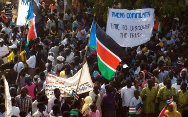 Число пострадавших во время протестов в Судане возросло до 200. Погиб ребенок
