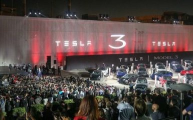 Прошла премьера долгожданного электрического авто Model 3 от компании Tesla