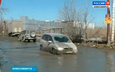 Журналисты высмеяли состояние российских дорог: опубликовано видео