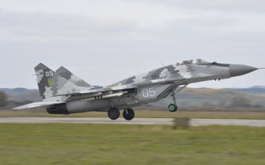 літак