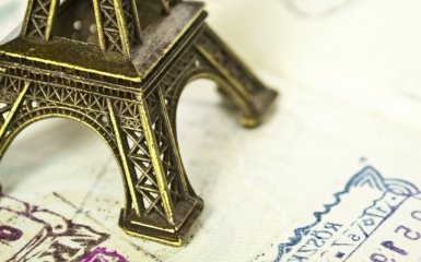 Срок оформления виз во Францию сокращен для пяти стран