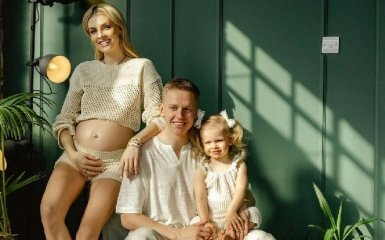 Лидер сборной Украины Зинченко во второй раз стал отцом — трогательные фото