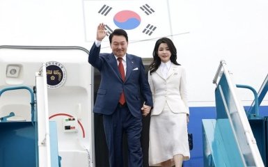 В Украину с неожиданным визитом прибыл президент Южной Кореи
