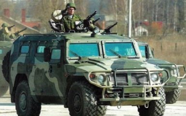 В Симферополь едет большая колонна российской военной техники
