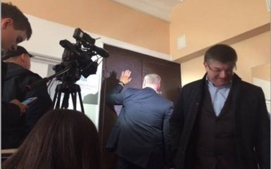 План "здачі" Криму: у Києві проходить обшук в офісі центру досліджень, з'явилися фото і відео