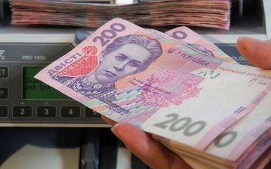 Когда средняя зарплата в Украине вырастет до 10 тысяч гривен: Кабмин назвал сроки