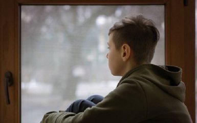 В РФ нашли хитрую схему "усыновления" украинских детей — видео