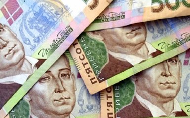 Гривна "пробила" новую отметку падения на межбанке