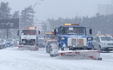 МОН закликало школи перейти на онлайн-навчання через негоду