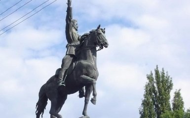 У Києві прийнято рішення щодо відомого радянського пам'ятника: в Росії обурюються