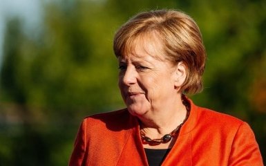 Довгоочікувана гостя: Порошенко розповів, коли Меркель відвідає Київ