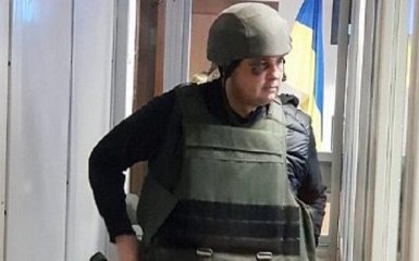 Скандального экс-регионала привезли в суд