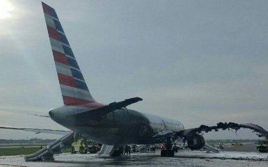 Моторошна пожежа в американському літаку: в мережі з'явилося драматичне відео