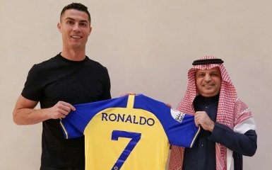 Криштиану Роналду стал игроком футбольного клуба "Аль-Наср" из Саудовской Аравии