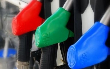 Снєгирьов: проблеми з бензином на Луганщині виникли через перерозподіл ринку бойовиками