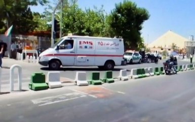 В Ірані перекинувся автобус зі школярками, є загиблі