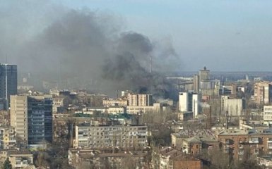 В центре Днепра вспыхнул масштабный пожар