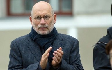 Знаменитый российский писатель в Киеве резко высказался о Путине: опубликовано видео