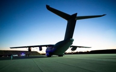 Украина получила еще 1,5 млрд долларов США и боеприпасы от Испании