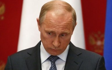 Путін уже змінив рішення щодо наступу РФ на фронті — Bloomberg