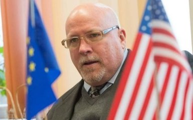 Ще один американський посол пішов у відставку через скандальні заяви Трампа