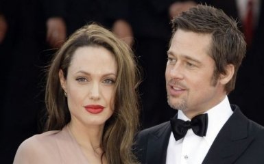 Розлучення Джолі і Пітта: з'явилася шокуюча звістка