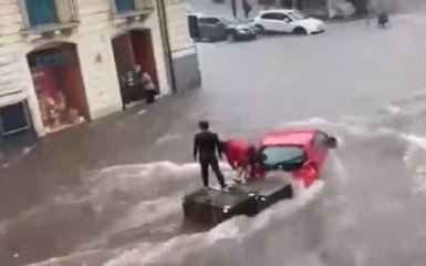 Сицилию затопило после мощного урагана – жуткие видео