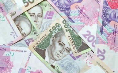 Городской голова Ровно зарабатывает более 10 тыс грн в месяц