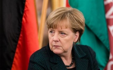 Команда Меркель раптово змінила плани на Кримську платформу