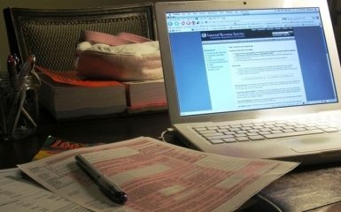 У Порошенко сделали громкое заявление насчет проблем с электронным декларированием