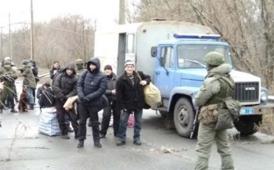 Питання зрушилося з мертвої точки: з в'язниць ОРДЛО в Україну перевели перших засуджених