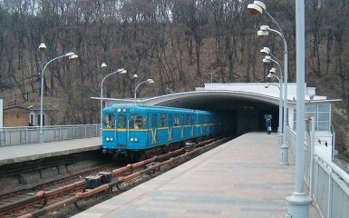 Стало відомо, коли і на яких станція київського метро з’явиться 4G