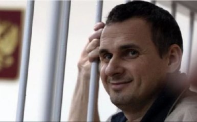 Проявіть милосердя: відомі російські журналісти та актори просять Путіна помилувати Сенцова