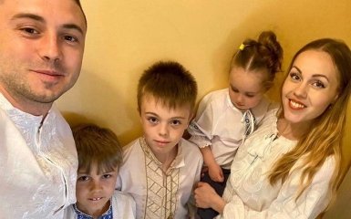 Alyosha відповіла на критику хейтерів та показала трьох дітей від Тараса Тополі