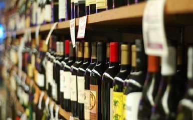 Украинцев "обрадовали" насчет цен на алкоголь