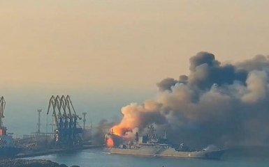 Армия РФ в панике начала бежать из порта в Бердянске после серии мощных взрывов — Федоров