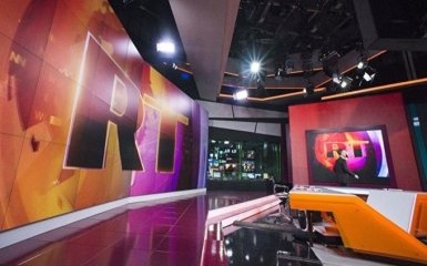 Путин бросил огромные деньги на своих людей в Европе - детали от Bloomberg