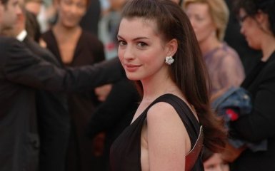 Голлівудська актриса Енн Гетевей назвала Володимира Зеленського героєм нашого часу