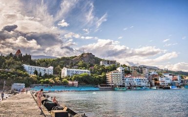 Окупанти вводять в Криму курортний збір