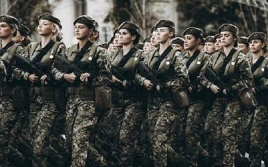 Російські пропагандисти поширюють фейк про мобілізацію жінок в Україні